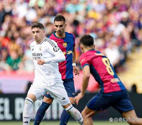 TA:皇马西甲被巴萨反超 因伯纳乌办NFL赛 TA:皇马西甲被巴萨反超 因伯纳乌办NFL赛